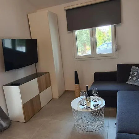 Vila Anna Maria Mini Kriopigi