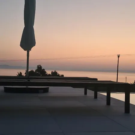 Anna Maria Mini Vila *