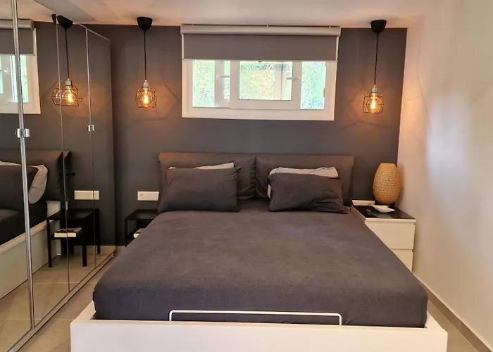 Anna Maria Mini * Kriopigi